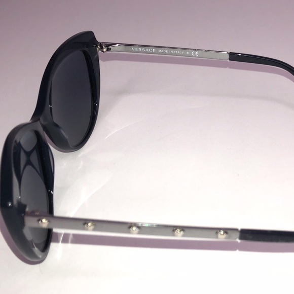 Versace BRAND NEW Sunglasses - Authentic - Picture 5 of 6